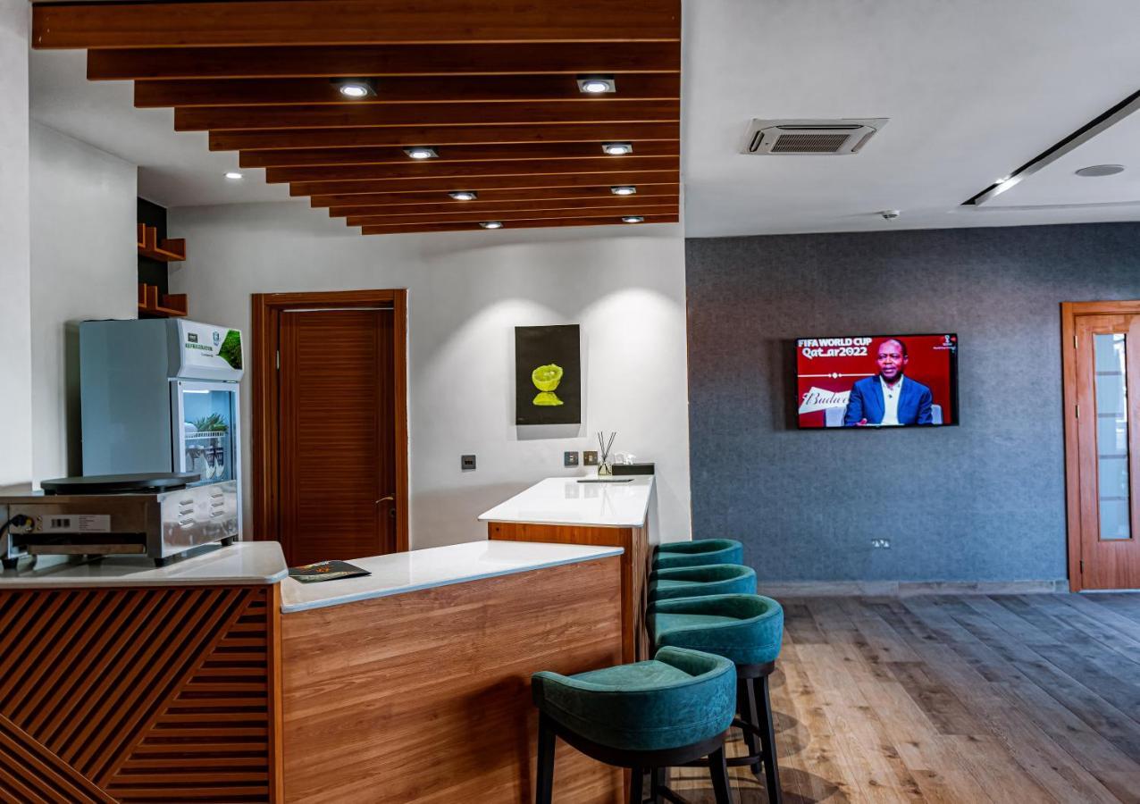 Wali'S Suites Abuja Eksteriør billede