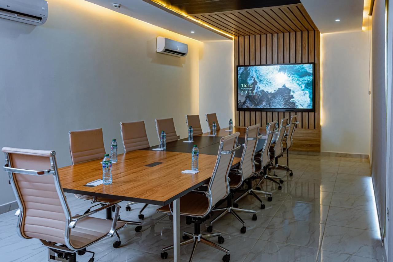 Wali'S Suites Abuja Eksteriør billede