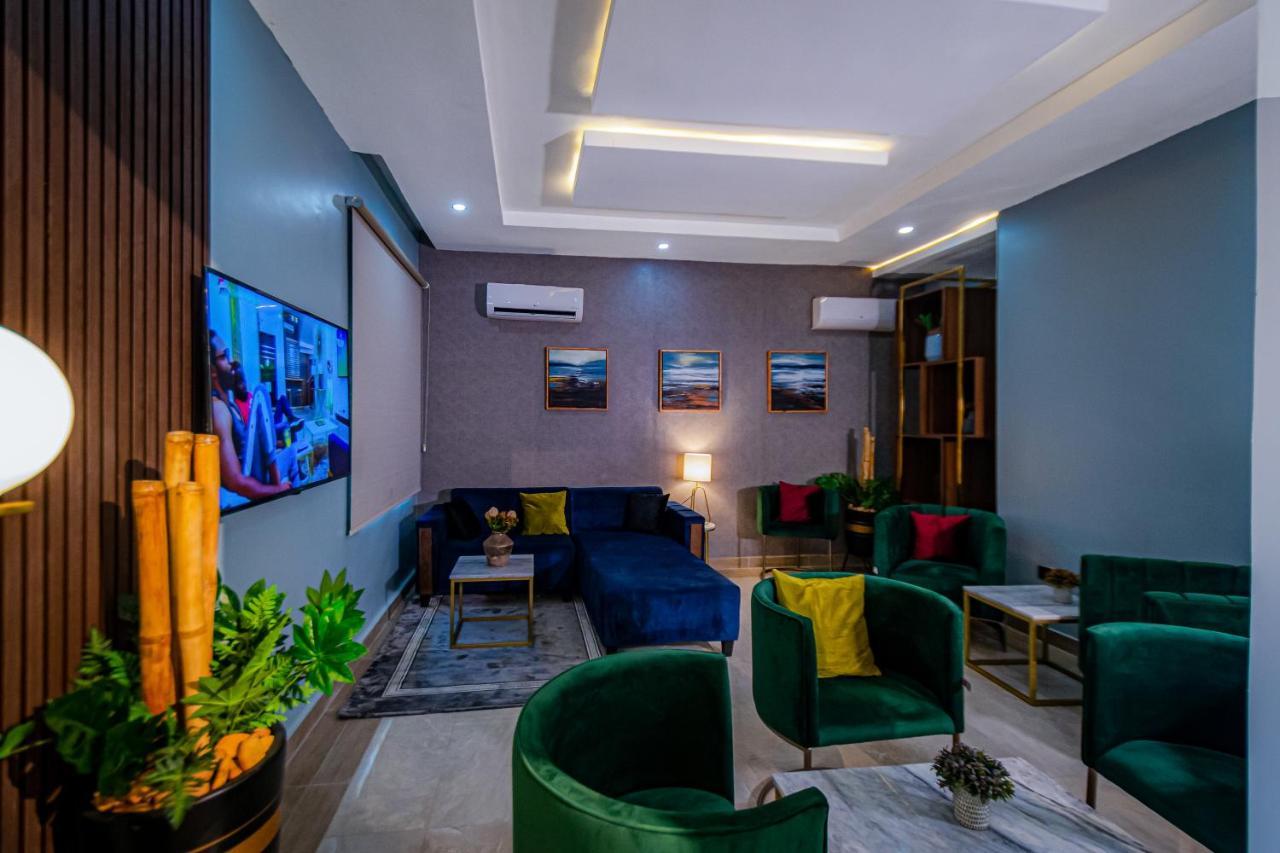 Wali'S Suites Abuja Eksteriør billede