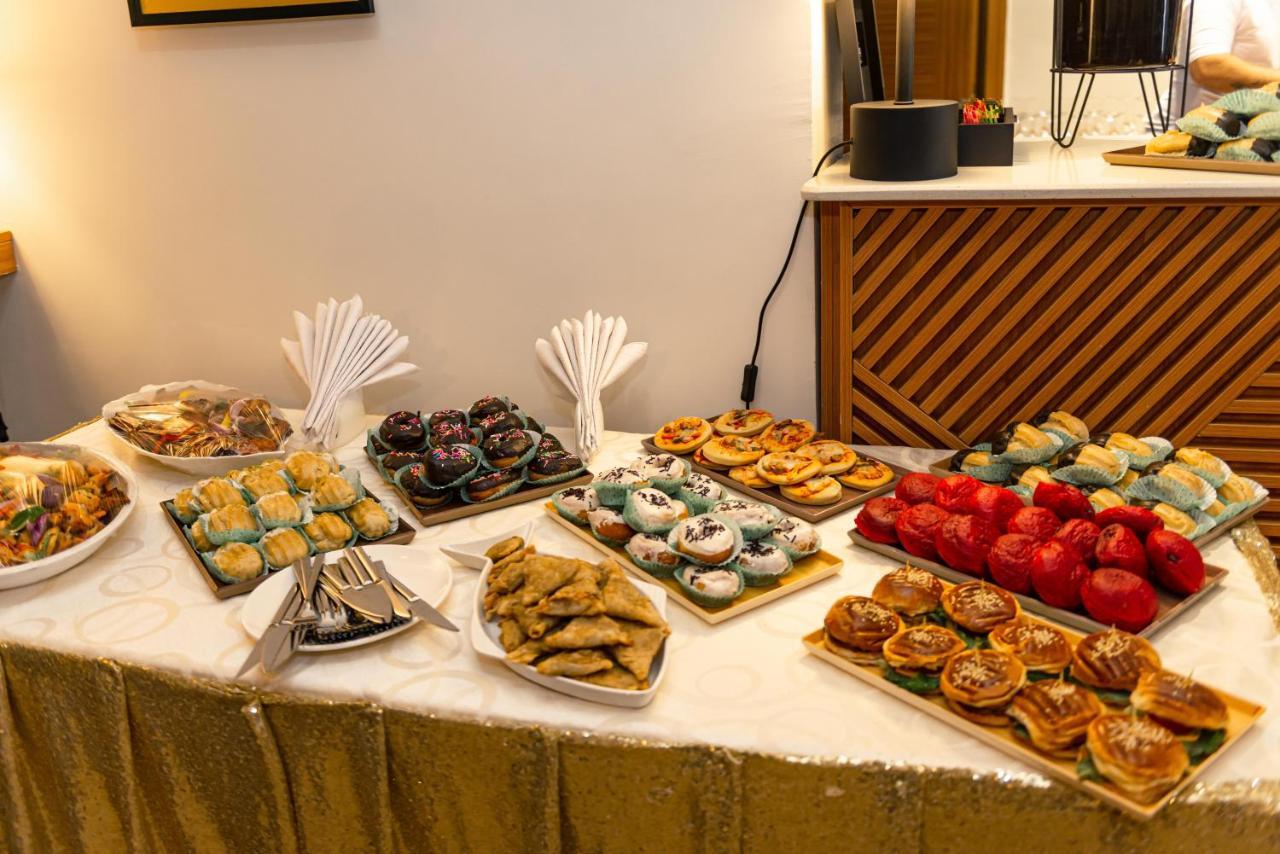 Wali'S Suites Abuja Eksteriør billede