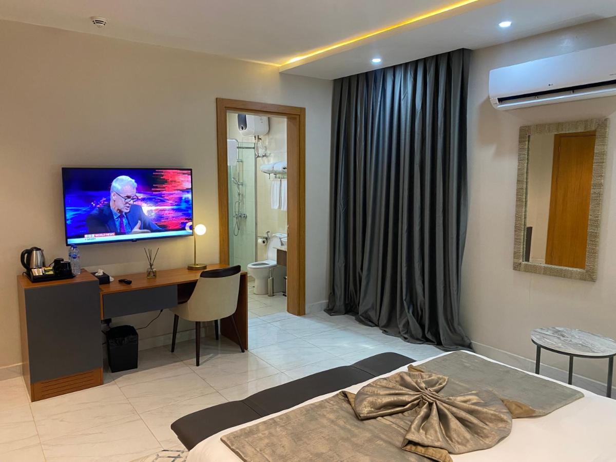 Wali'S Suites Abuja Eksteriør billede