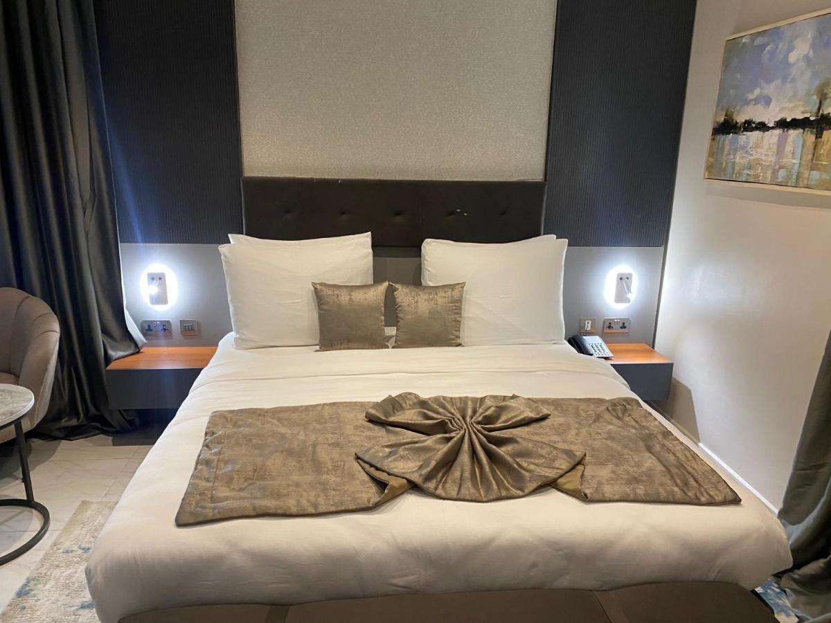 Wali'S Suites Abuja Eksteriør billede