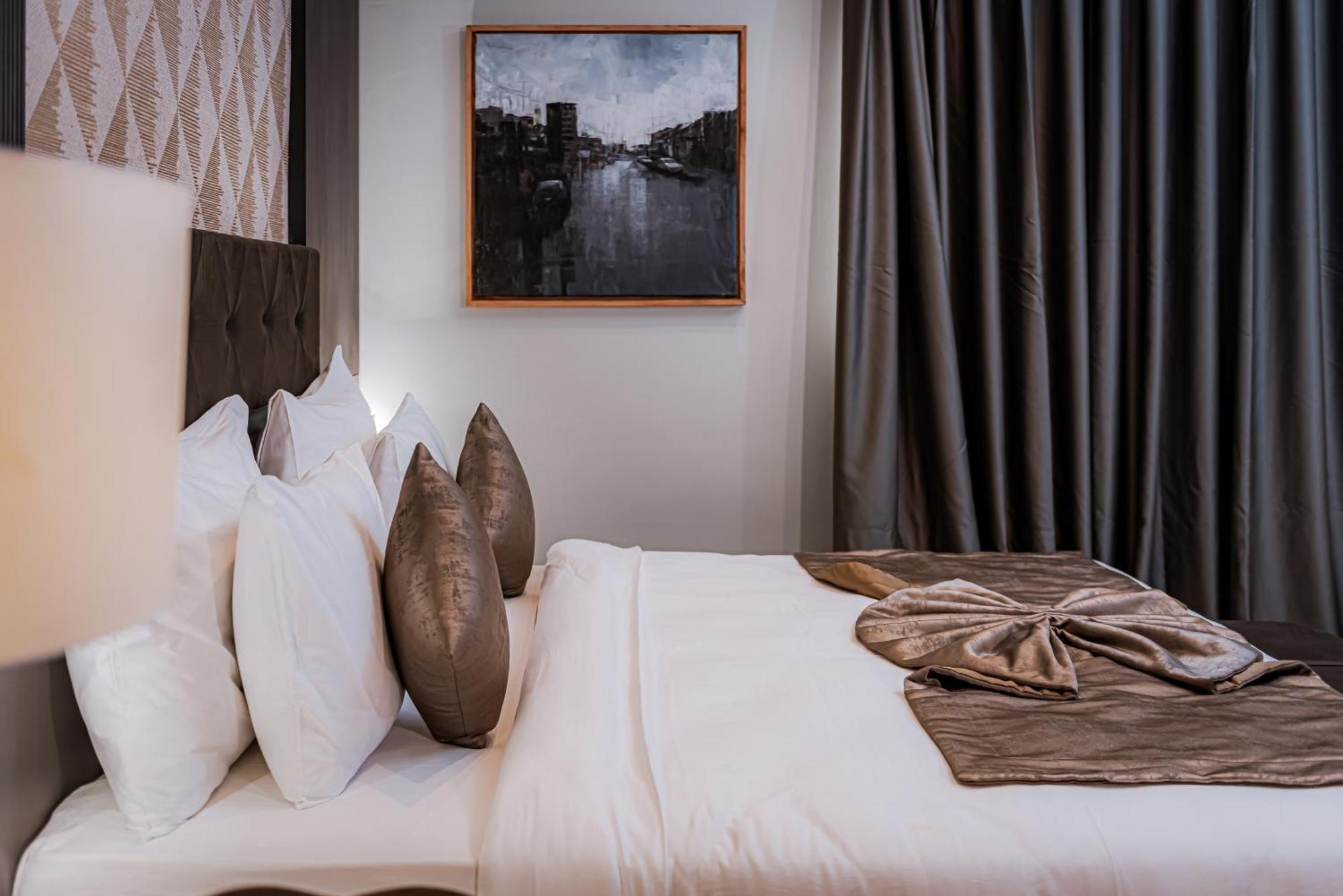Wali'S Suites Abuja Eksteriør billede
