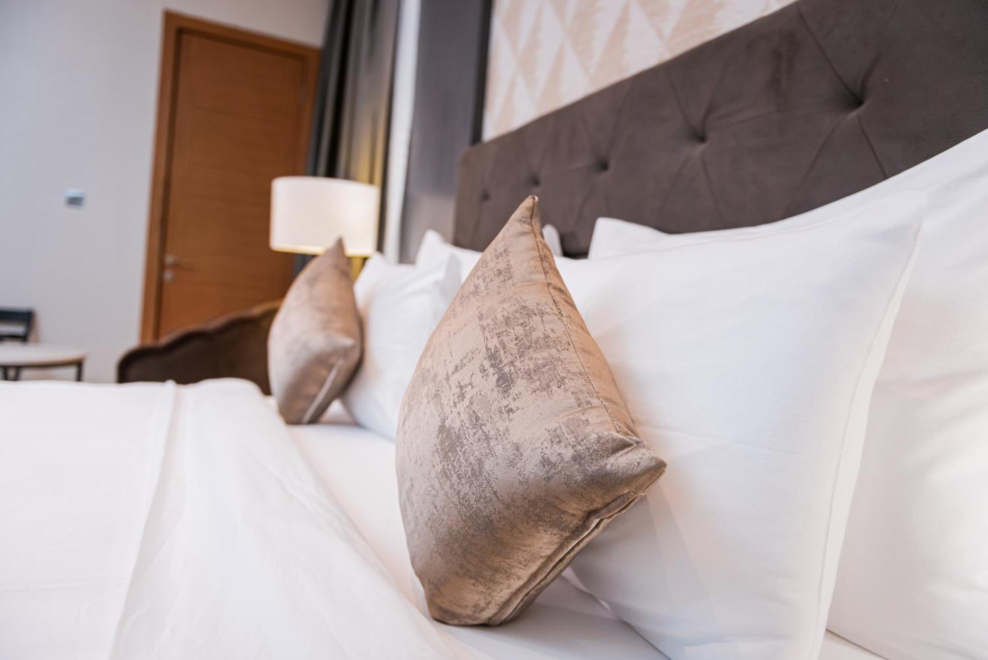 Wali'S Suites Abuja Eksteriør billede
