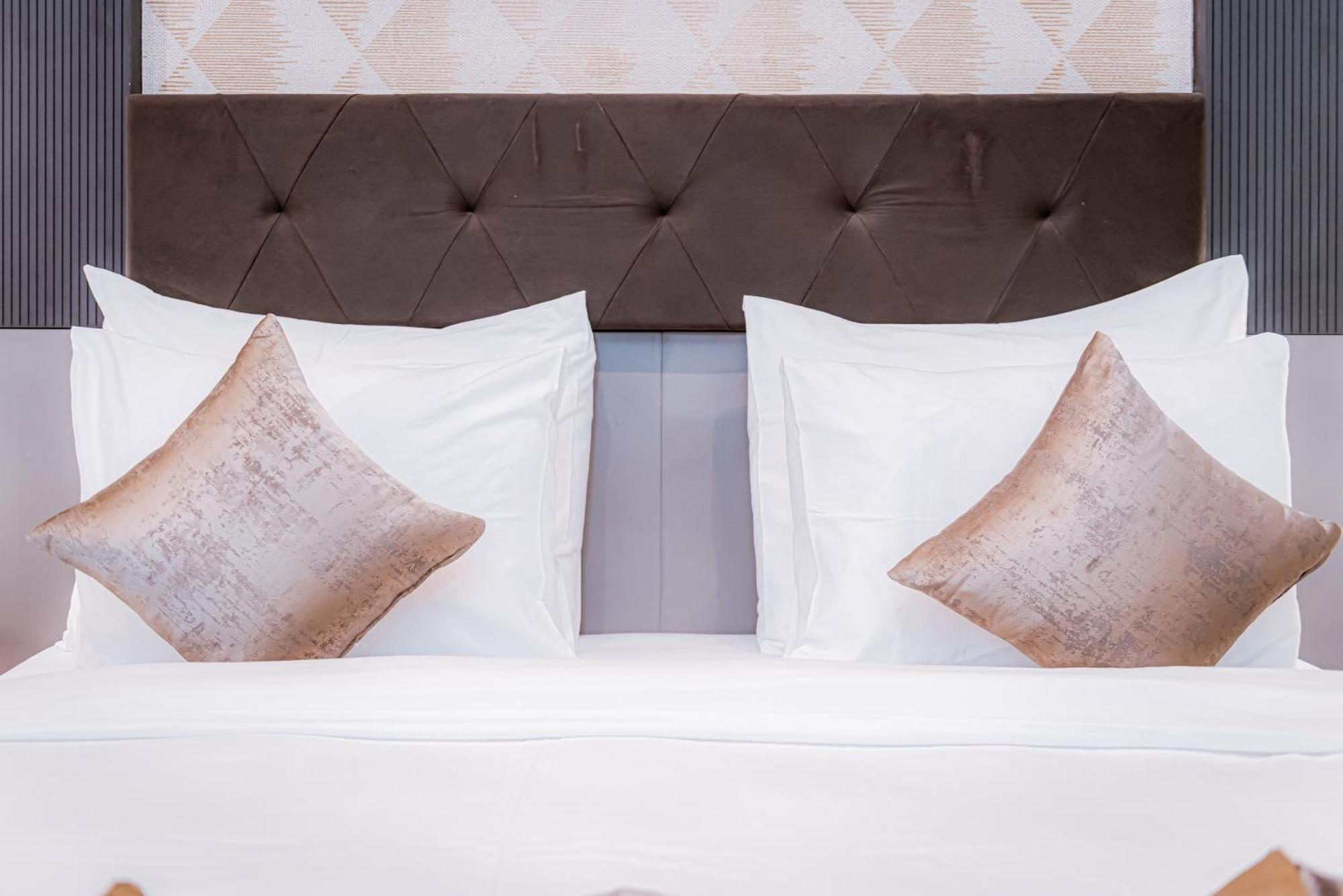 Wali'S Suites Abuja Eksteriør billede