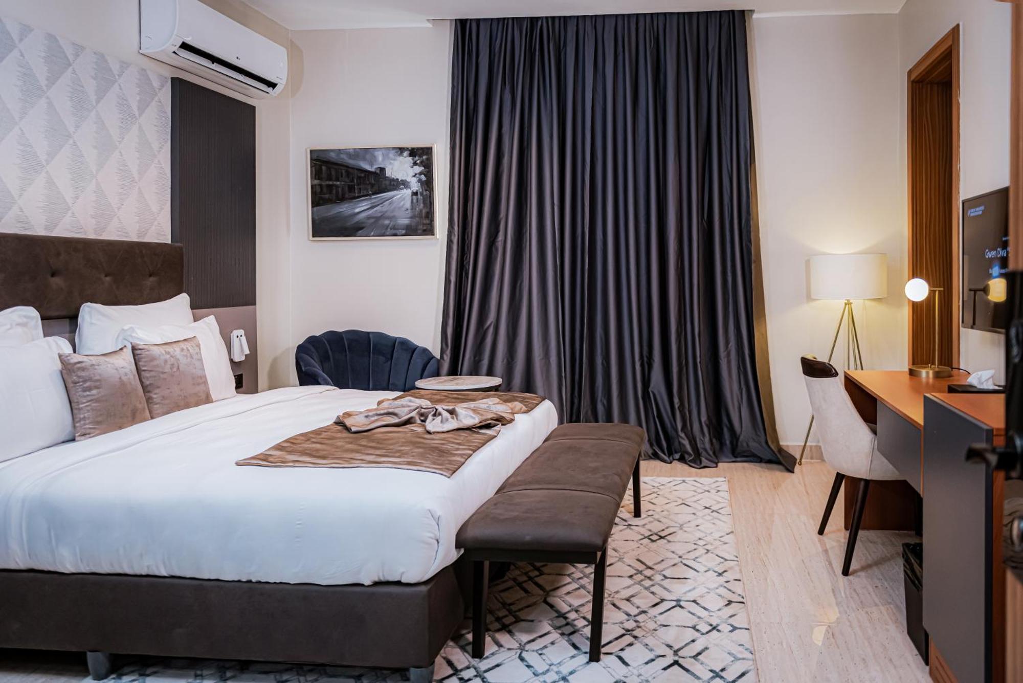 Wali'S Suites Abuja Eksteriør billede