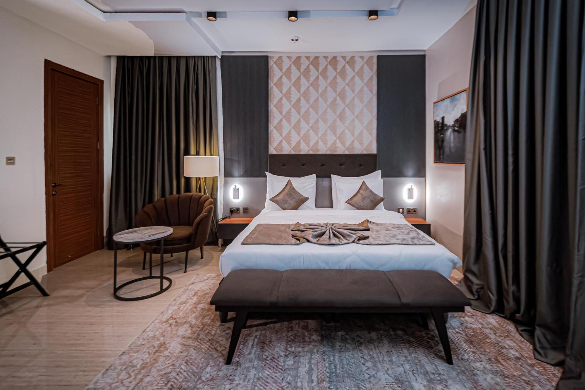 Wali'S Suites Abuja Eksteriør billede